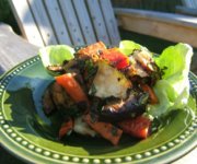 Salade de légumes hachés grillés